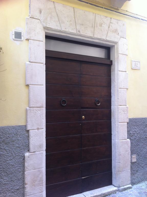 Legacy Bed & Breakfast Sulmona Bilik gambar