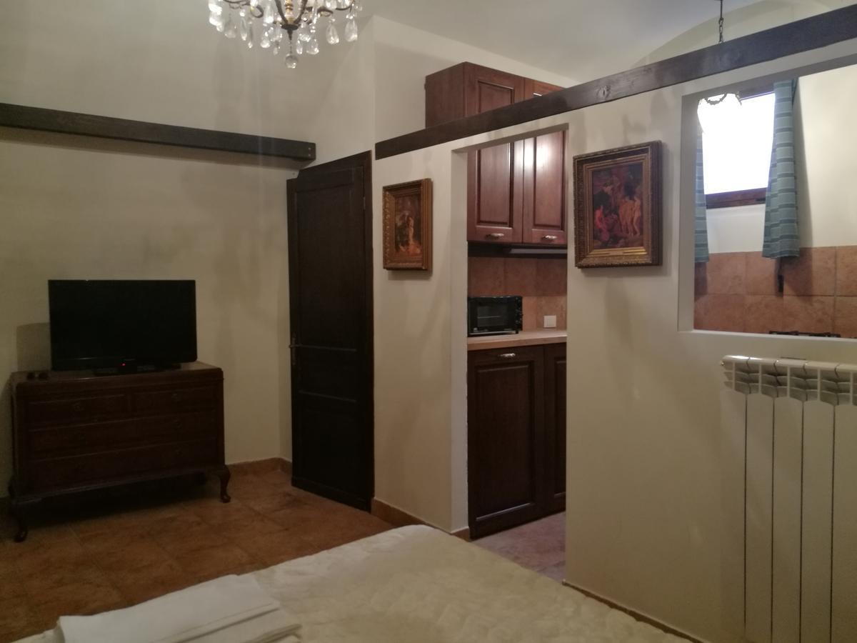 Legacy Bed & Breakfast Sulmona Luaran gambar